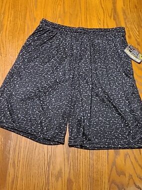 Conversion NWT Black & Gray Patterned Athletic Shorts - Men's XL